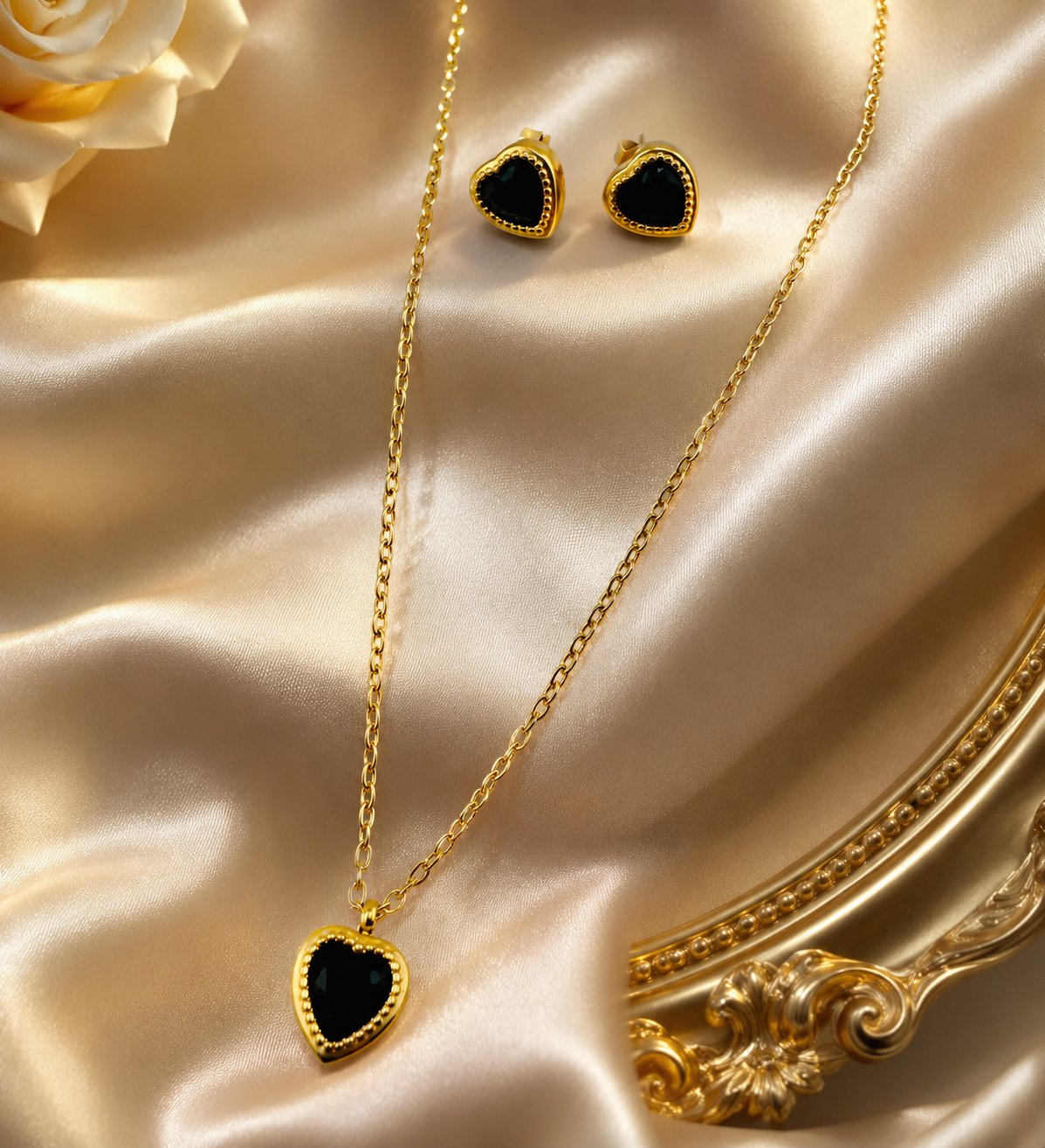 Conjunto de collar geométrico - Colección Heartset de acero de titanio | Piedra de vidrio | Bañado en oro de 18 quilates