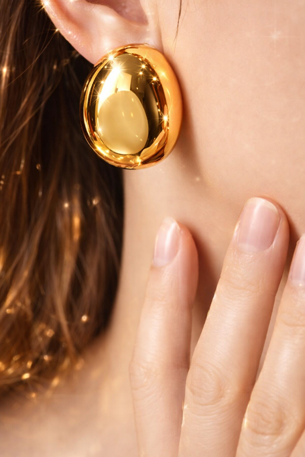 Titanium Steel Smooth Oval Hip Hop Stud Earring – 18K Gold Plated
